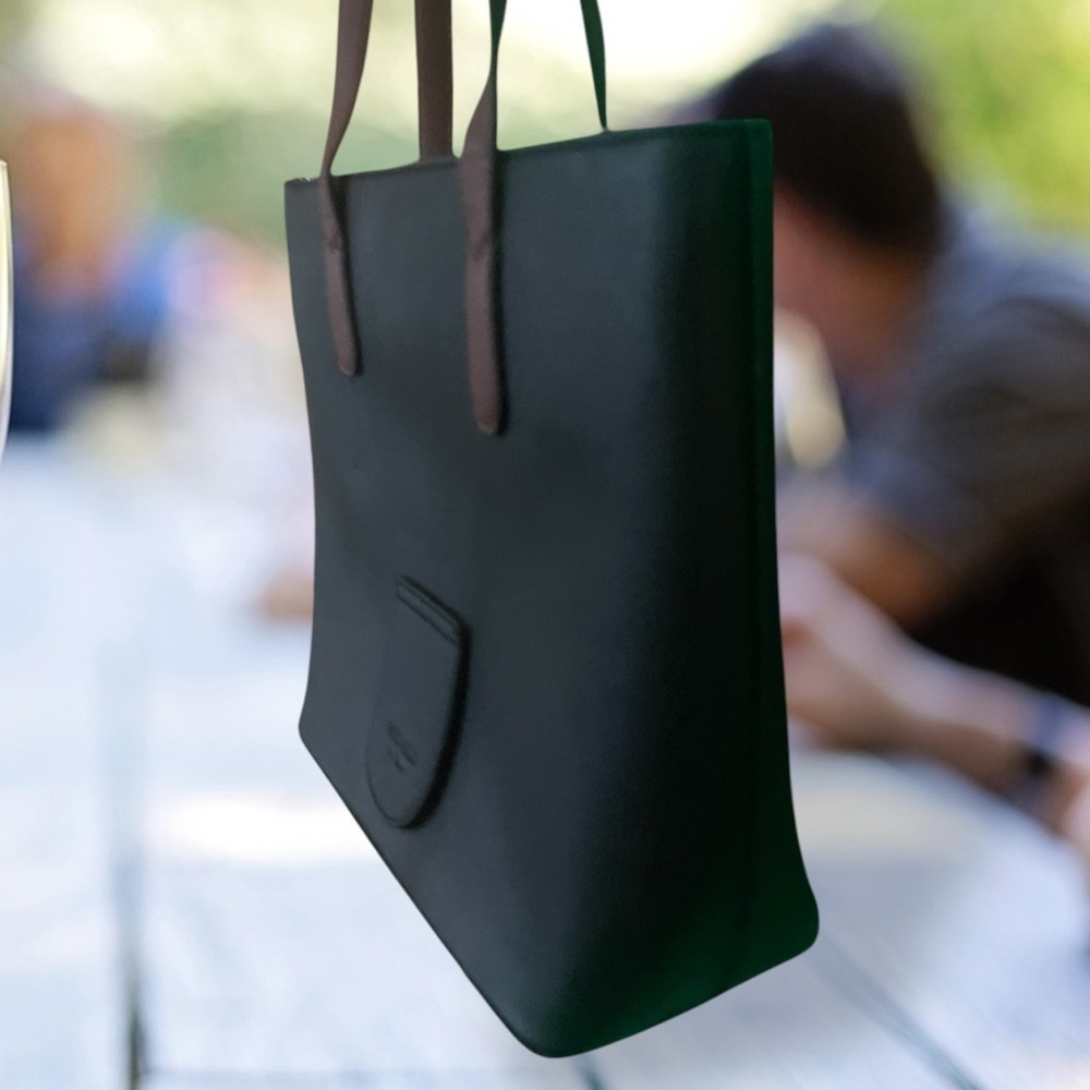 Magnolia & Vine Wine in a Bag Grand Sommelier Tote - Picture 9 of 16